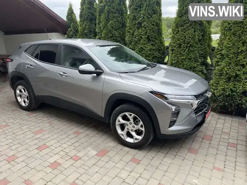 Chevrolet Trax 2023, фото з оголошення 1 з 8, VIN KL77LFE27RC027966