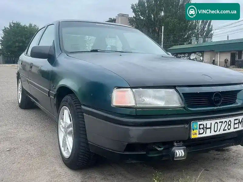 Opel Vectra 1994, фото з оголошення 1 з 20, VIN W0L000087R1048877