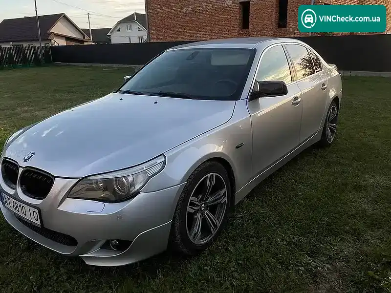BMW 5 Series 2004, фото з оголошення 1 з 10, VIN WBANC71030B820868