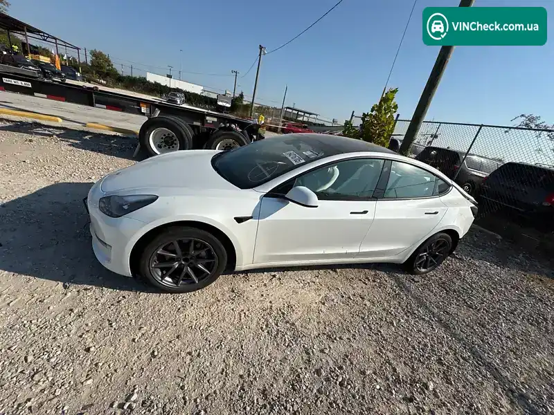 Tesla Model 3 2023, фото з оголошення 2 з 16, VIN 5YJ3E1EA1PF479806