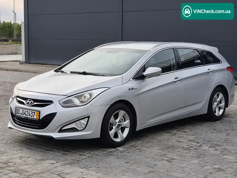 Hyundai i40 2012, фото з оголошення 1 з 20, VIN KMHLB81UADU055891
