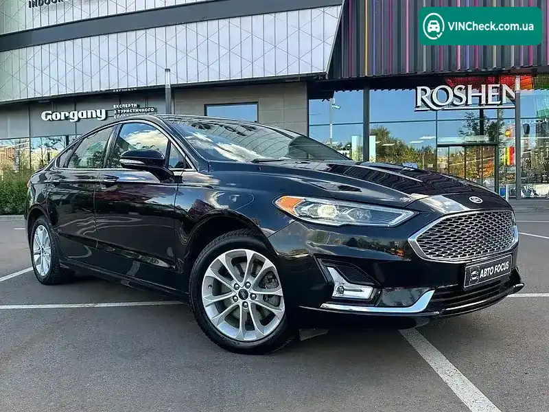 Ford Fusion 2018, фото з оголошення 1 з 20, VIN 3FA6P0SU2KR145488