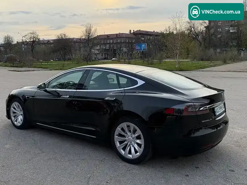Tesla Model S 2018, фото з оголошення 2 з 20, VIN 5YJSA1E24JF271068