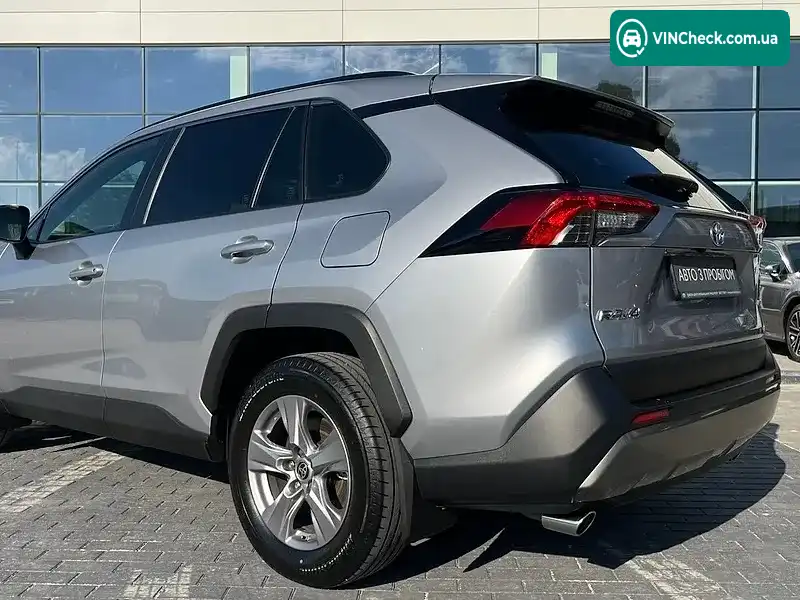 Toyota RAV4 2023, фото з оголошення 2 з 14, VIN JTMW73FV90D126568