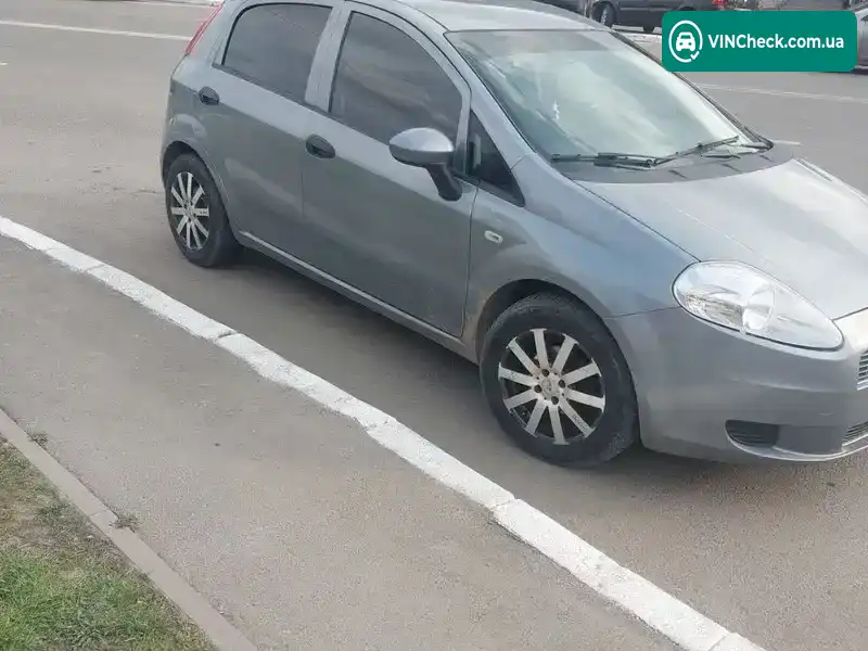 Fiat Punto 2011, фото з оголошення 2 з 10, VIN ZFA19900001849832