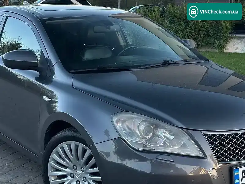 Suzuki Kizashi 2011, фото з оголошення 2 з 12, VIN JSAFRF91S00121370