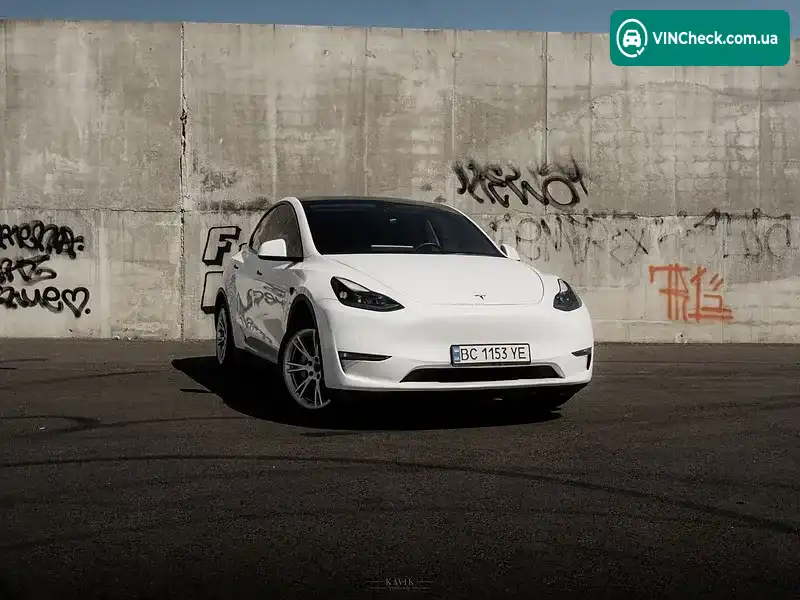 Tesla Model Y 2021, фото з оголошення 2 з 20, VIN 5YJYGAEE7MF244311