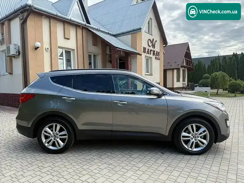 Hyundai Santa FE 2014, фото з оголошення 2 з 20, VIN 5XYZUDLA6EG210854