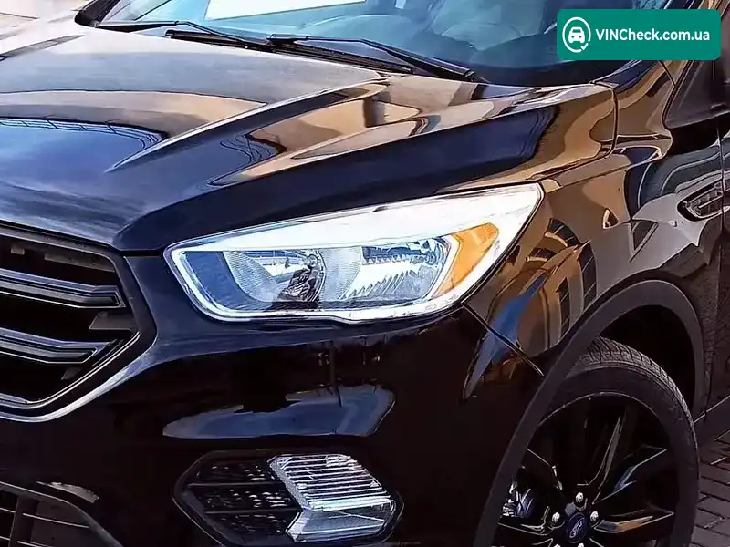 Ford Escape 2016, фото з оголошення 1 з 12, VIN 1FMCU9G95HUB78951