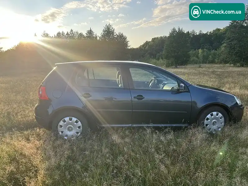 Volkswagen Golf 2005, фото з оголошення 2 з 20, VIN WVWZZZ1KZ5P065019