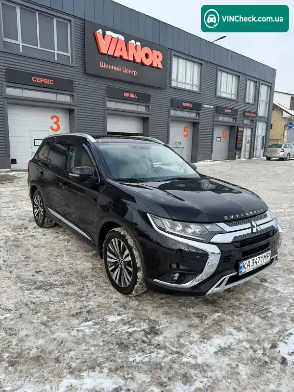 Mitsubishi Outlander 2018, фото з оголошення 1 з 13, VIN JMBXTGF3WKZ000335