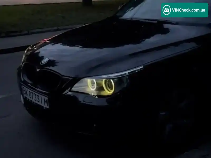 BMW 5 Series 2004, фото з оголошення 1 з 14, VIN WBANA310X0B910775