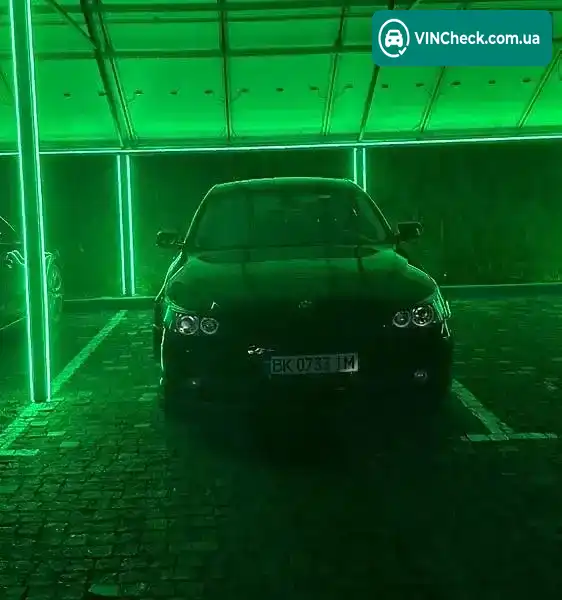 BMW 5 Series 2004, фото з оголошення 2 з 14, VIN WBANA310X0B910775