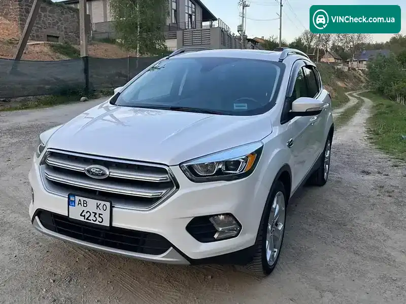 Ford Escape 2017, фото з оголошення 1 з 9, VIN 1FMCU0J95HUF02114
