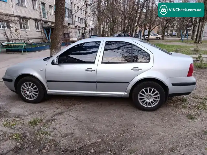 Volkswagen Bora 2002, фото з оголошення 2 з 10, VIN WVWZZZ1JZ3W100060