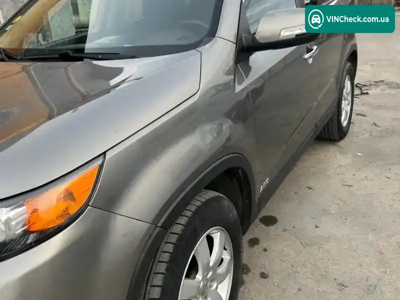 Kia Sorento 2012, фото з оголошення 1 з 15, VIN KNAKU814CC5330823