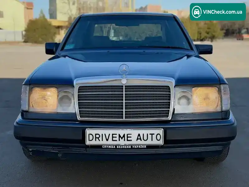 Mercedes-Benz E-Class 1993, фото з оголошення 2 з 21, VIN WDB12312010044754