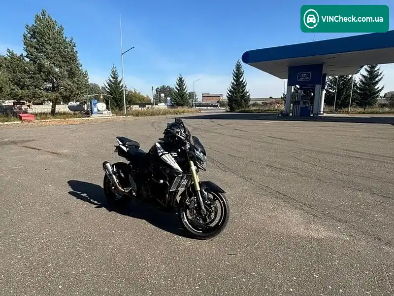 Suzuki GSR 750 2011, фото з оголошення 2 з 8, VIN JS1C5112100100408