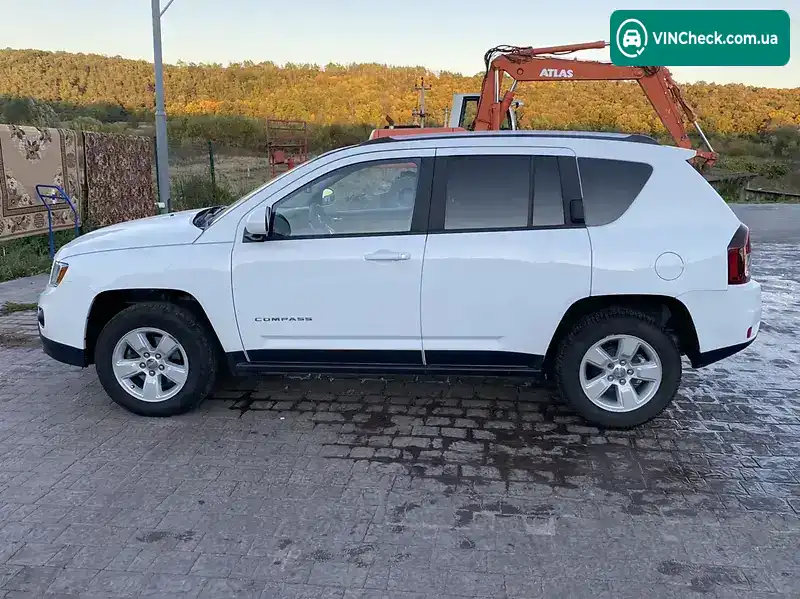Jeep Compass 2016, фото з оголошення 2 з 21, VIN 1C4NJCEB8HD160727