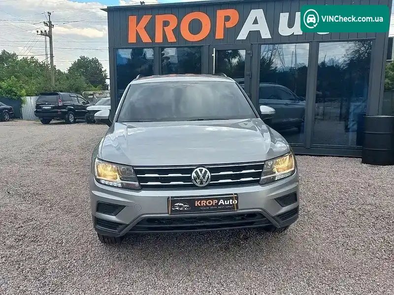 Volkswagen Tiguan 2020, фото з оголошення 2 з 20, VIN 3VV2B7AX6MM009295