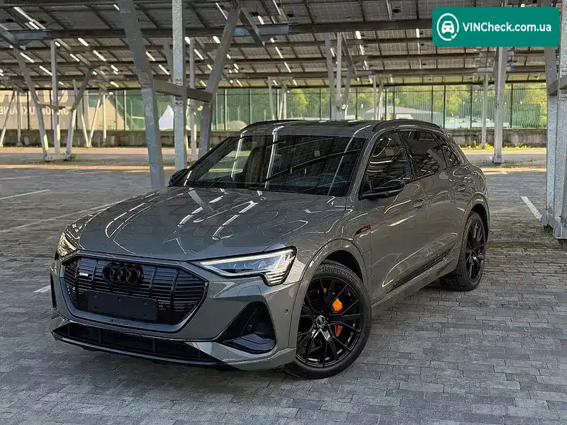 Audi e-tron 2022, фото з оголошення 2 з 20, VIN WAUZZZGE2PB003643