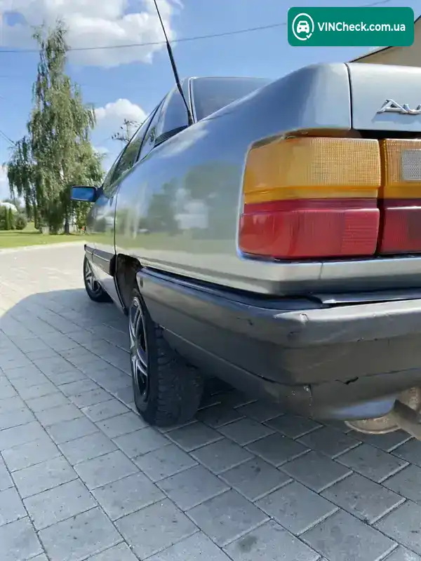 Audi 100 1984, фото з оголошення 2 з 16, VIN WAUZZZ44ZFA024505