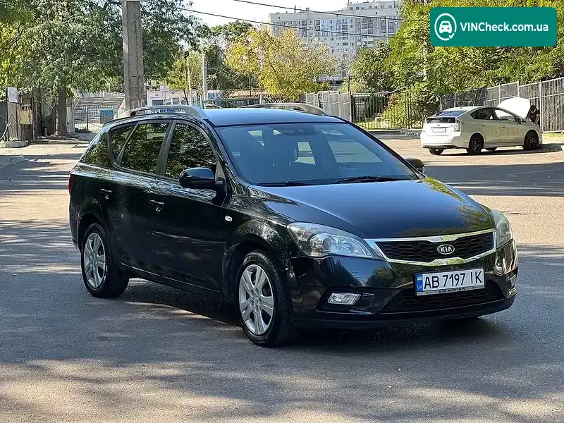 Kia Ceed 2010, фото з оголошення 2 з 20, VIN U5YHC812BAL144834