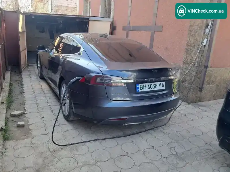 Tesla Model S 2015, фото з оголошення 2 з 21, VIN 5YJSA1H27FFP73625