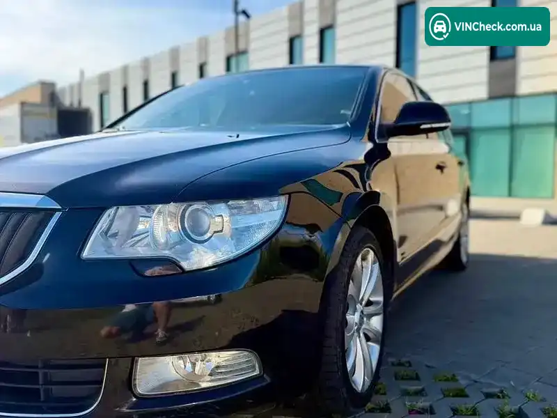 Skoda Superb 2009, фото з оголошення 2 з 20, VIN TMBAE73T799036121