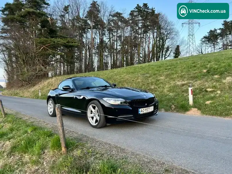 BMW Z4 2010, фото з оголошення 2 з 21, VIN WBALM31000E451107