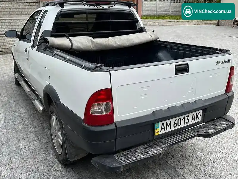 Fiat Strada 2004, фото з оголошення 2 з 11, VIN ZFA17800002425562