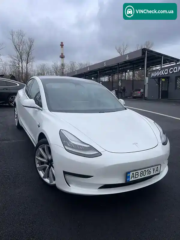 Tesla Model 3 2019, фото з оголошення 1 з 13, VIN 5YJ3E1EB8LF620874