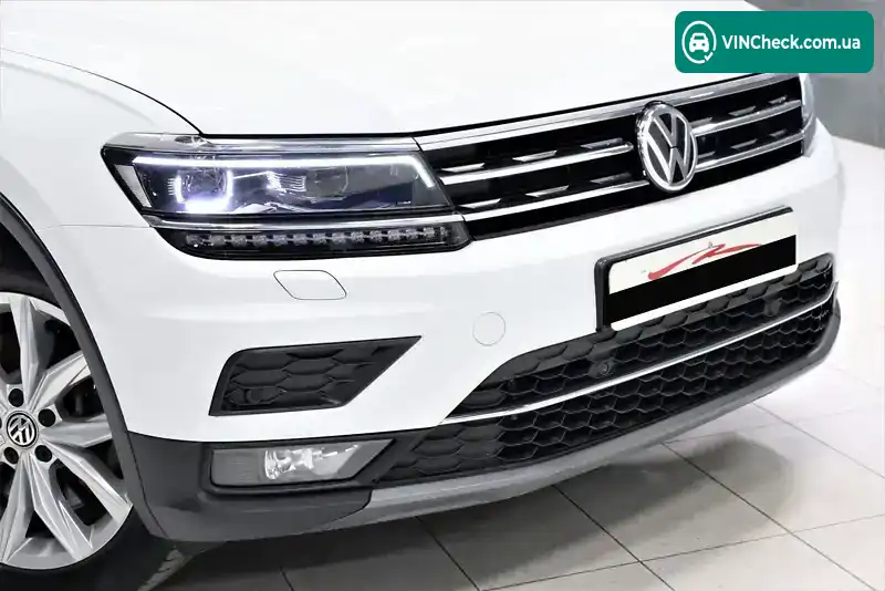 Volkswagen Tiguan 2018, фото з оголошення 2 з 14, VIN WVGZZZ5NZJW814873