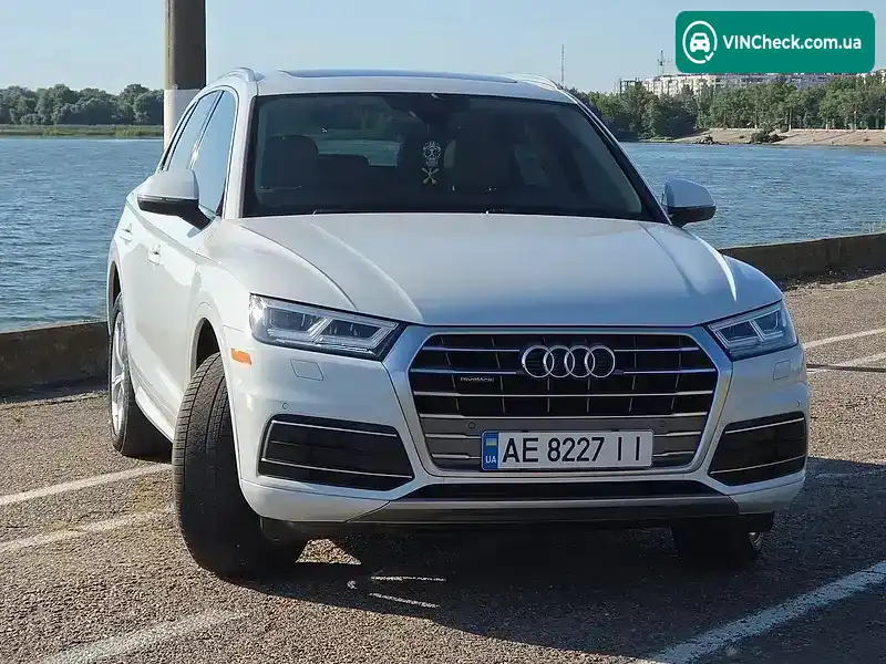 Audi Q5 2020, фото з оголошення 1 з 17, VIN WA1BNAFYXL2090886