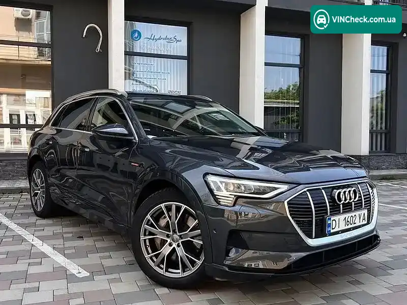 Audi e-tron 2019, фото з оголошення 1 з 20, VIN WAUZZZGEXLB014948