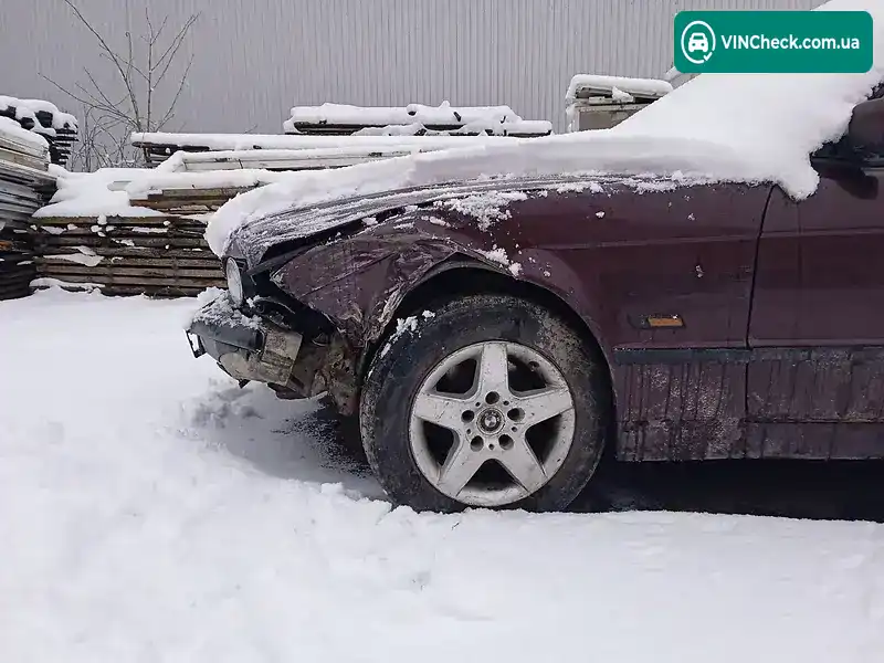 BMW 5 Series 1994, фото з оголошення 1 з 10, VIN WBAHG01090GJ25645