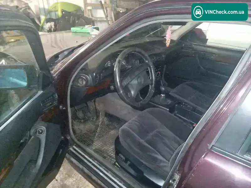 BMW 5 Series 1994, фото з оголошення 2 з 10, VIN WBAHG01090GJ25645