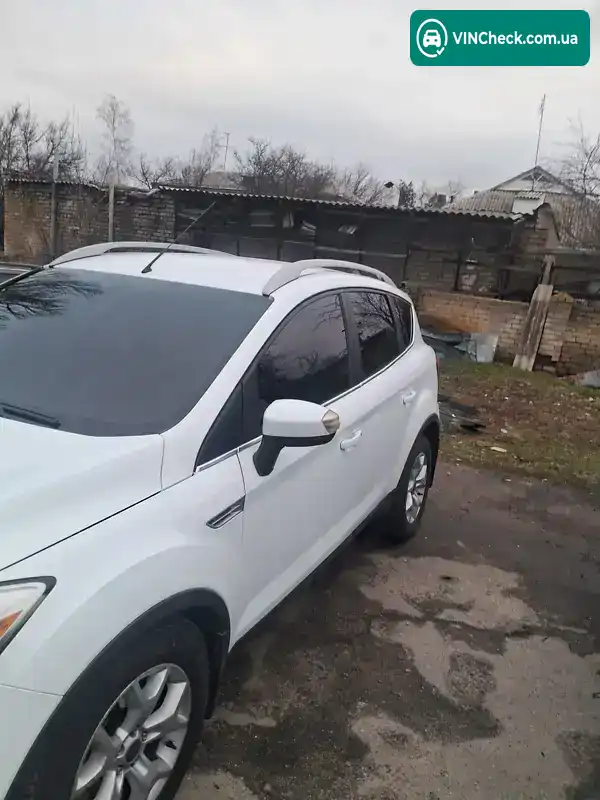 Ford Kuga 2010, фото з оголошення 1 з 9, VIN WF0RXXGCDRAB18302