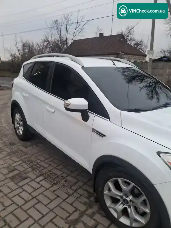 Ford Kuga 2010, фото з оголошення 2 з 9, VIN WF0RXXGCDRAB18302
