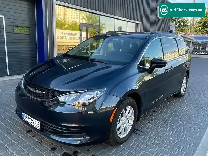 Chrysler Pacifica 2019, фото з оголошення 2 з 20, VIN 2C4RC1DG2KR741187