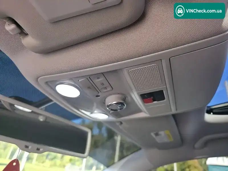 Volkswagen Passat 2015, фото з оголошення 2 з 11, VIN 1VWCV7A34FC090516