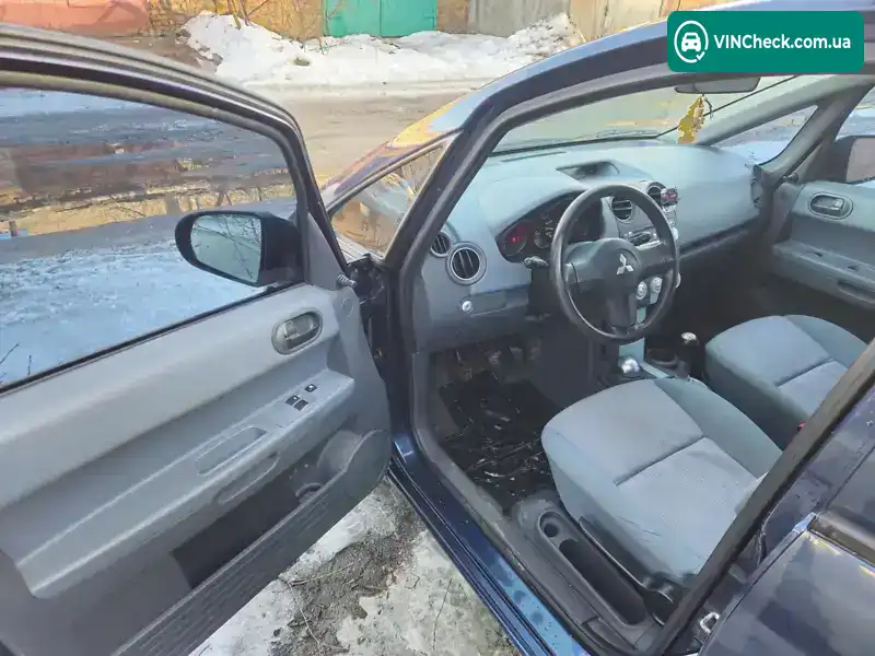 Mitsubishi Colt 2004, фото з оголошення 2 з 5, VIN XMCXNZ34A5F007666