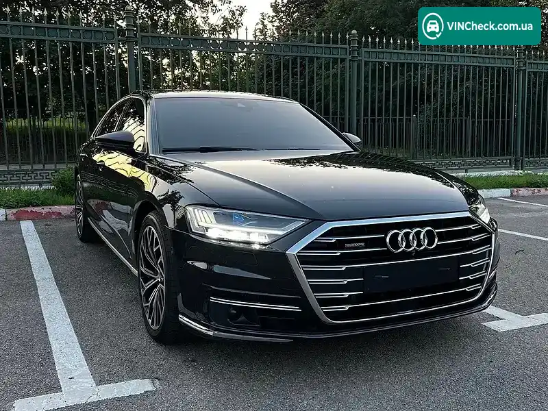 Audi A8 2018, фото з оголошення 1 з 20, VIN WAUZZZF84JN008392