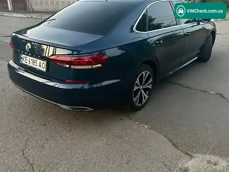 Volkswagen Passat 2019, фото з оголошення 2 з 20, VIN 1VWCA7A36LC005702