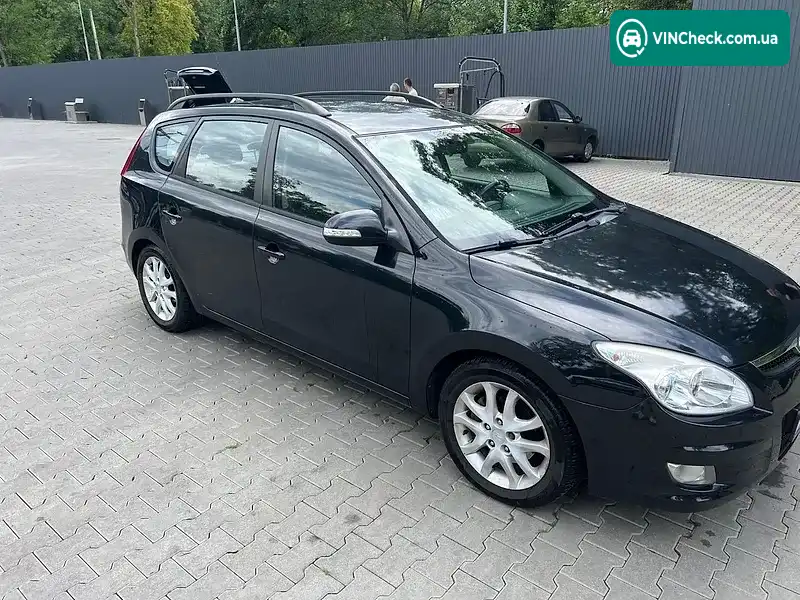 Hyundai i30 2008, фото з оголошення 2 з 16, VIN KMHDC81TP8U000868