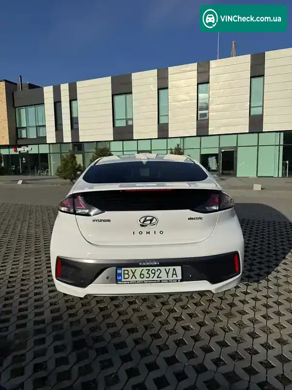 Hyundai Ioniq 2021, фото з оголошення 2 з 16, VIN KMHC751JFMU081455