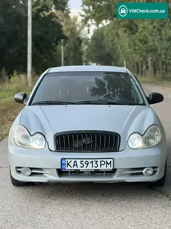 Hyundai Sonata 2003, фото з оголошення 2 з 17, VIN KMHEM41BP3A866746