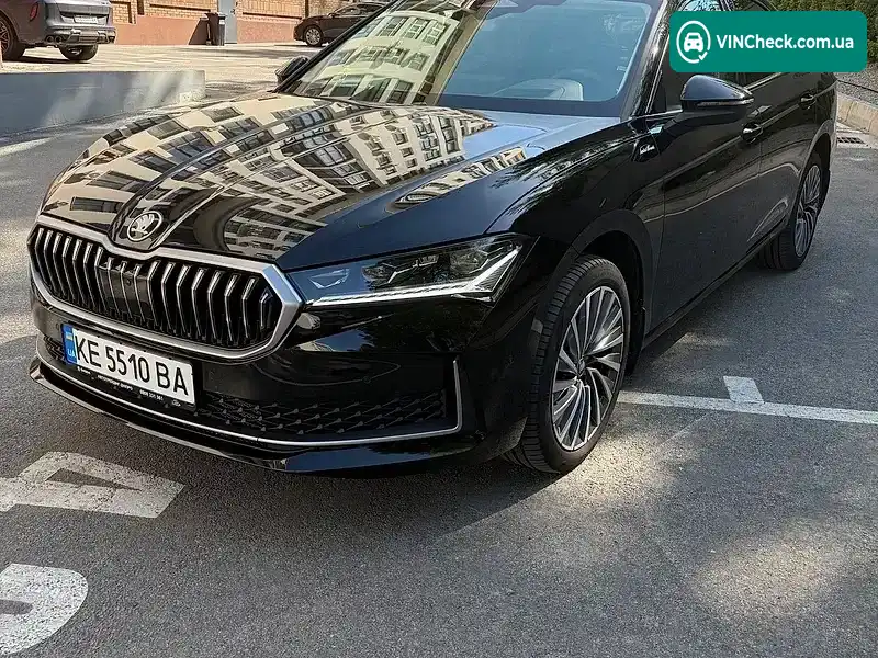 Skoda Superb 2025, фото з оголошення 2 з 21, VIN TMBCR0NZ5TC033900