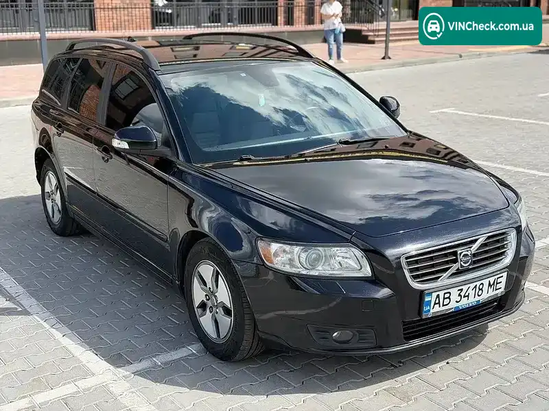 Volvo V50 2010, фото з оголошення 1 з 20, VIN YV1MW76F2A2565462
