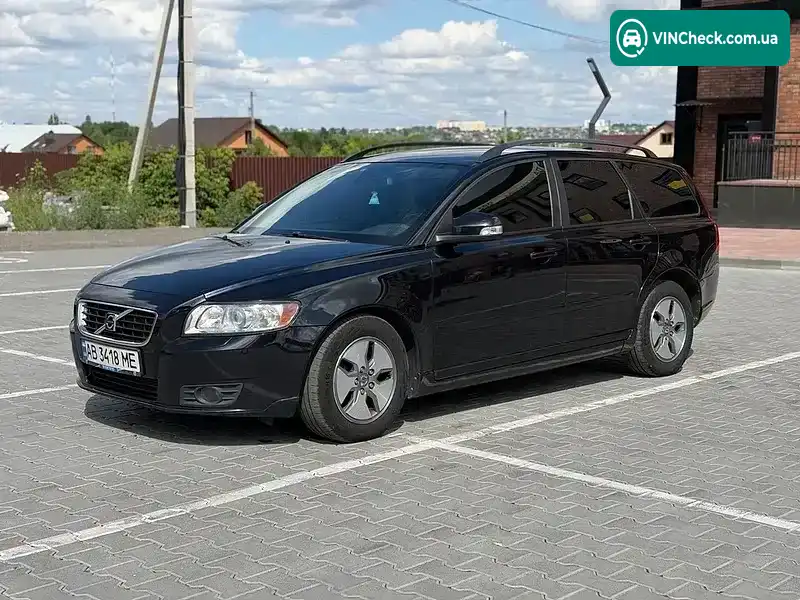 Volvo V50 2010, фото з оголошення 2 з 20, VIN YV1MW76F2A2565462